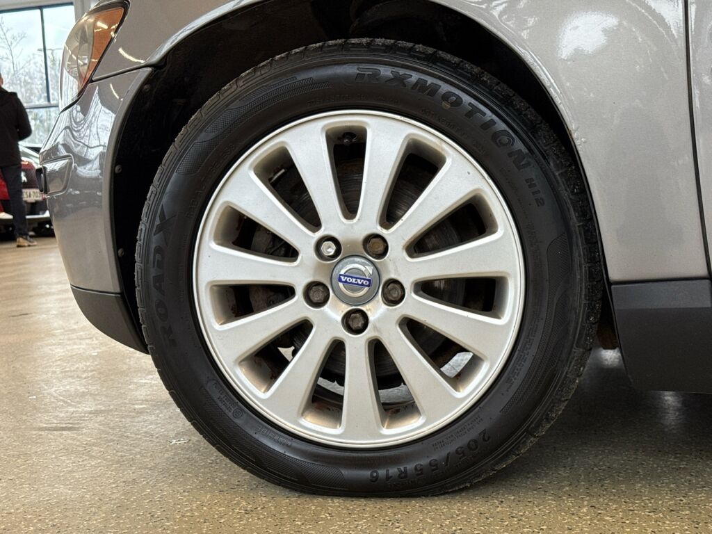 Volvo V50 2006 Harmaa