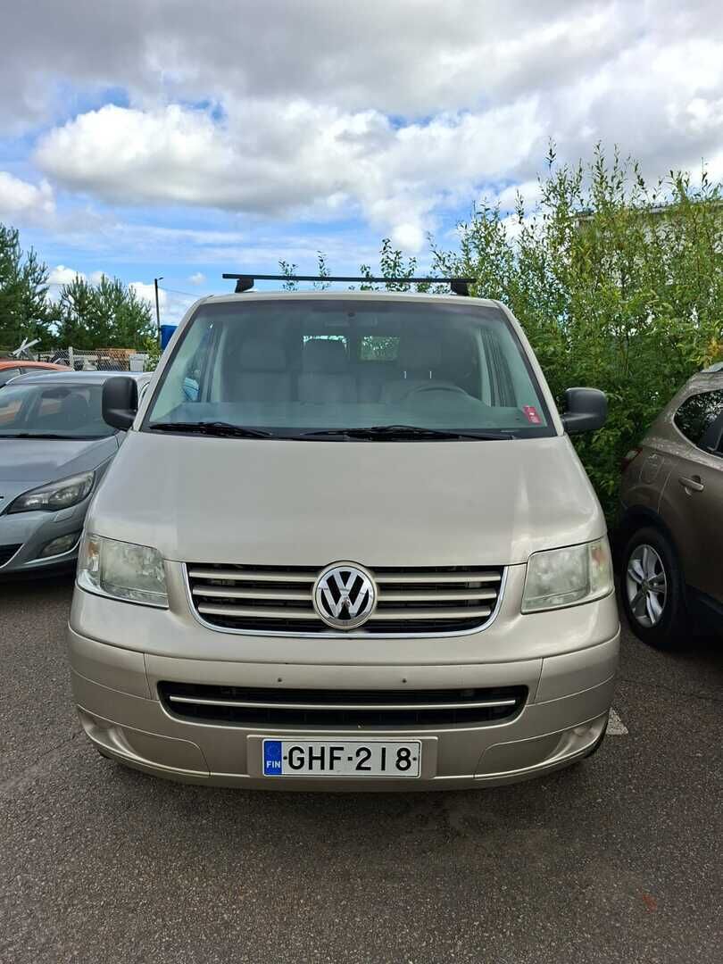 Volkswagen Transporter 2006 Ruskea (beige)