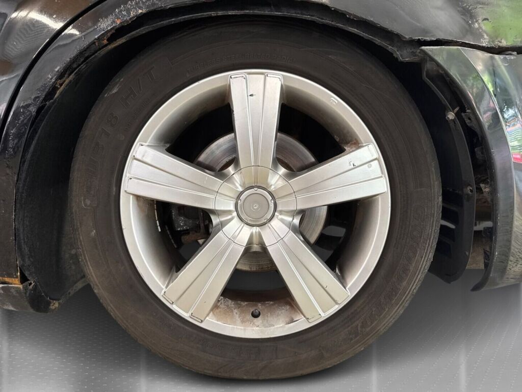 Chrysler 300C 2006 Musta