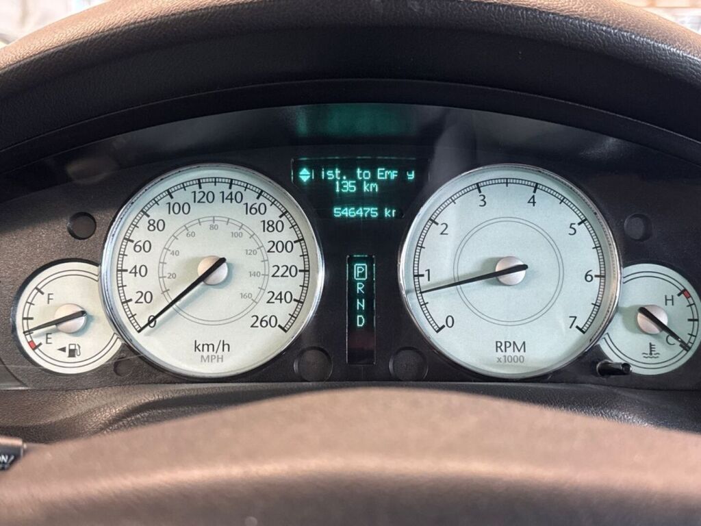Chrysler 300C 2006 Musta