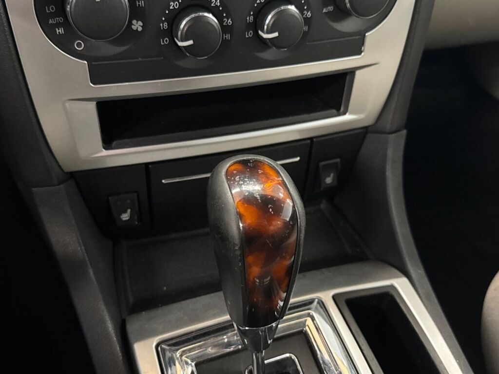 Chrysler 300C 2006 Musta
