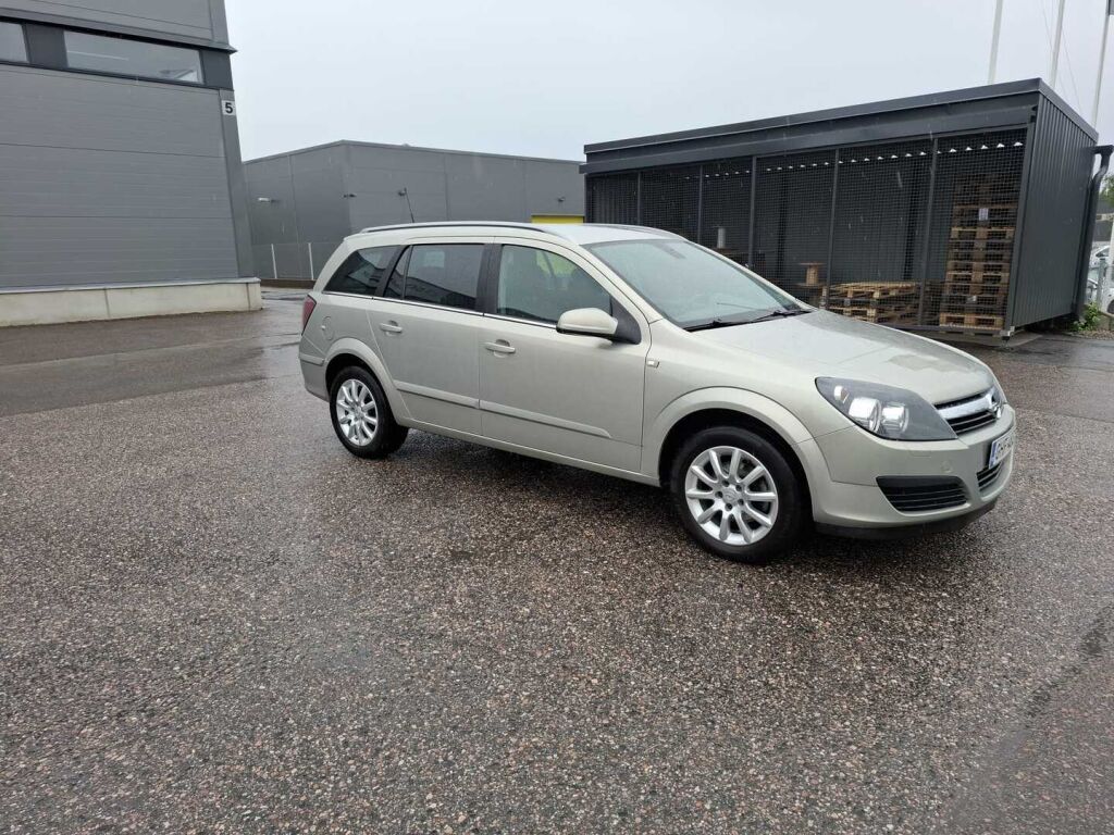 Opel Astra 2007 Ruskea (beige)