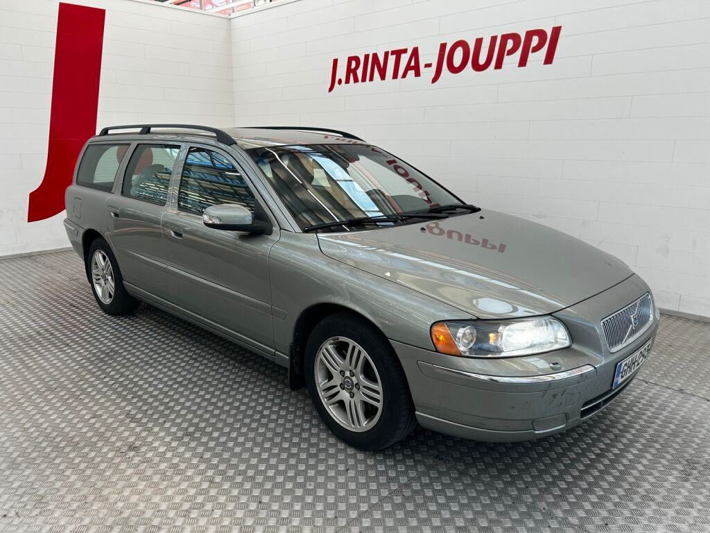 Volvo V70 2006 Vihreä