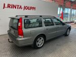 Volvo V70 2006 Vihreä