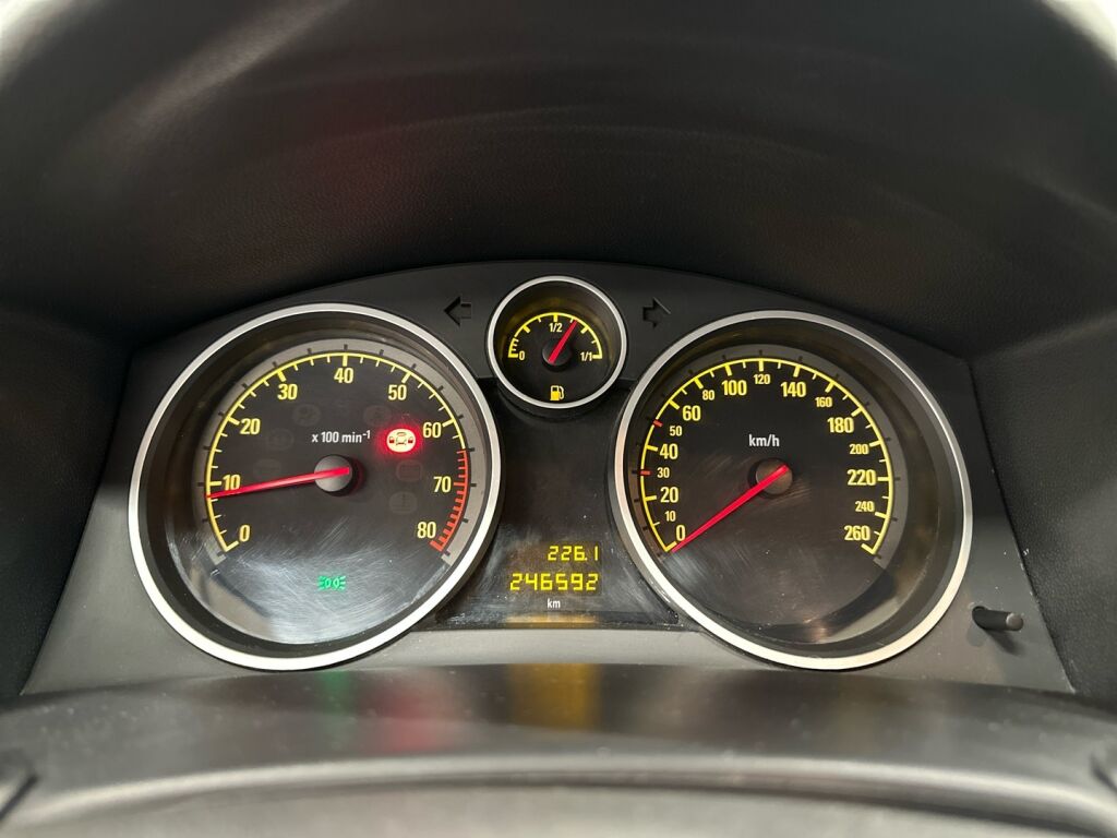 Opel Astra 2007 Hopea