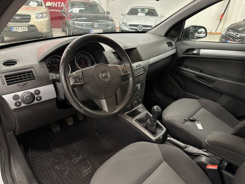 Opel Astra 2007 Hopea
