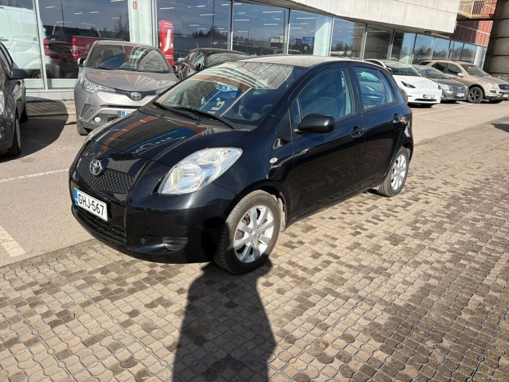 Toyota Yaris 2007 Musta