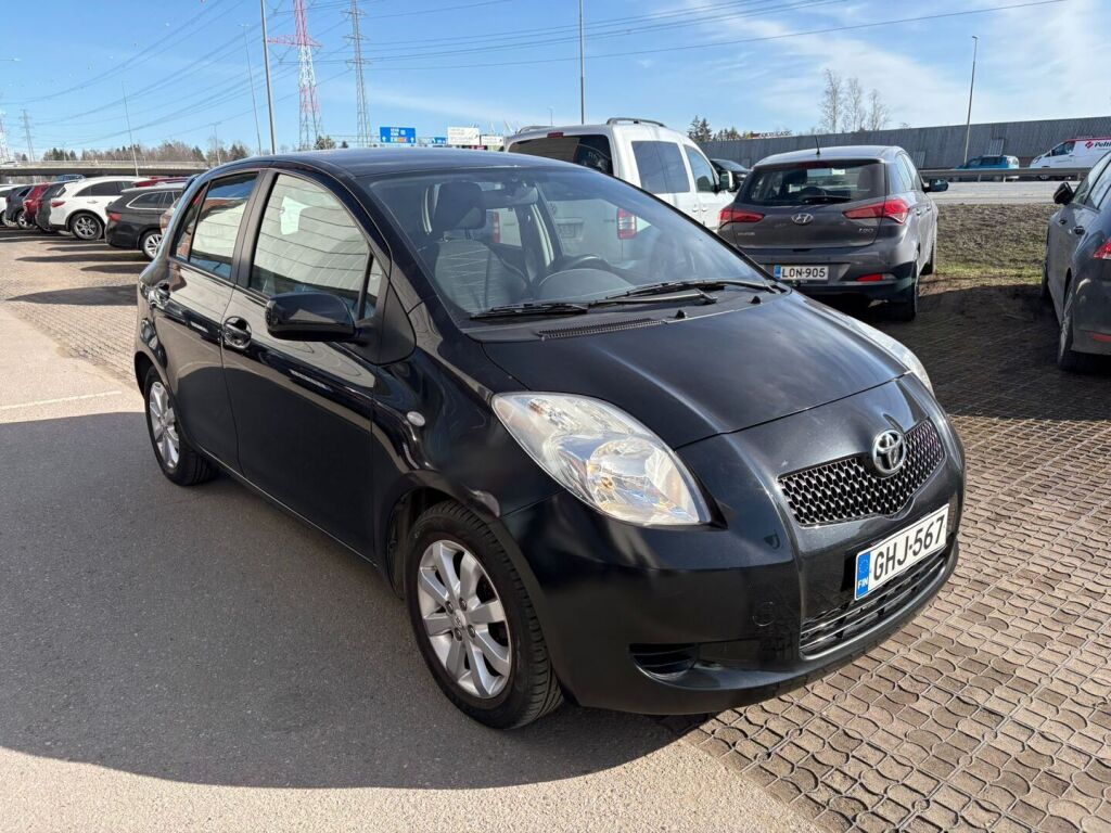 Toyota Yaris 2007 Musta