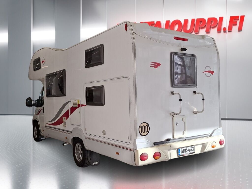 Autoroller Trigano 2007 Valkoinen