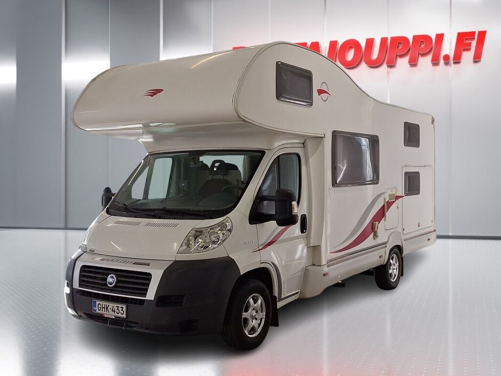 Autoroller Trigano 2007 Valkoinen