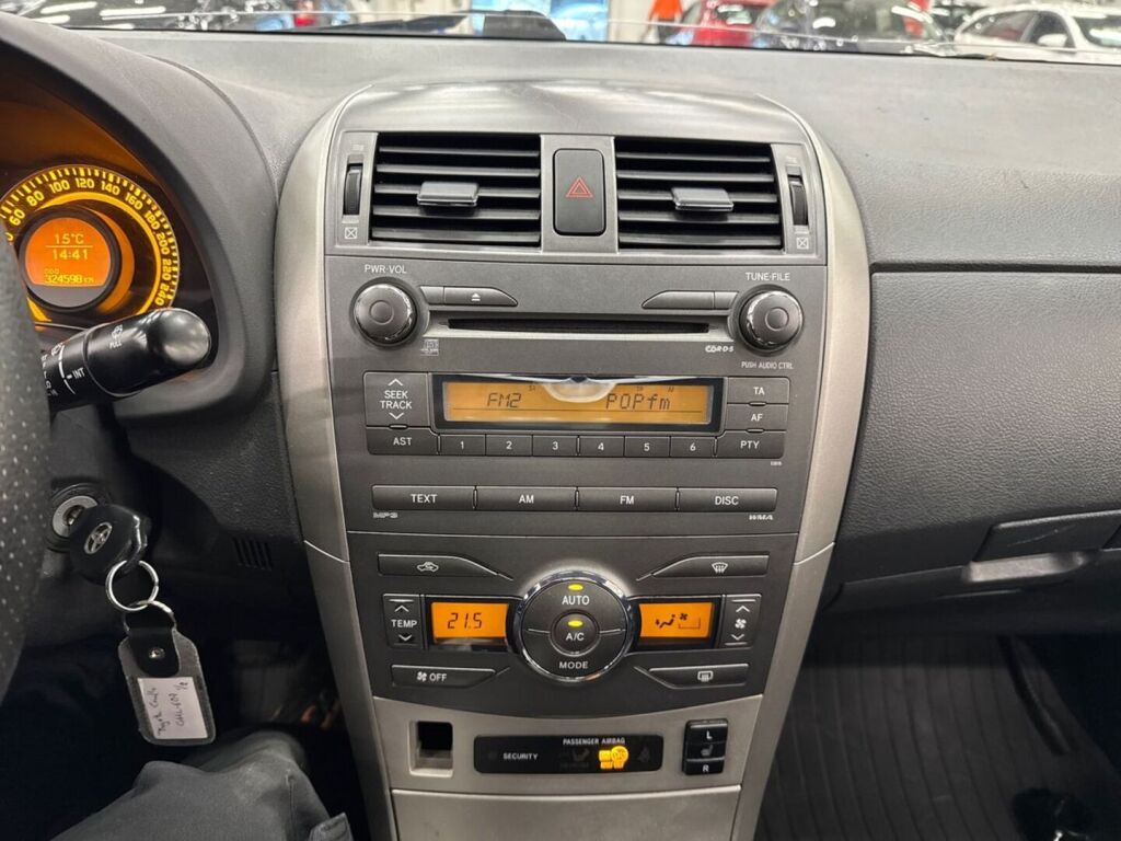 Toyota Corolla 2007 Harmaa