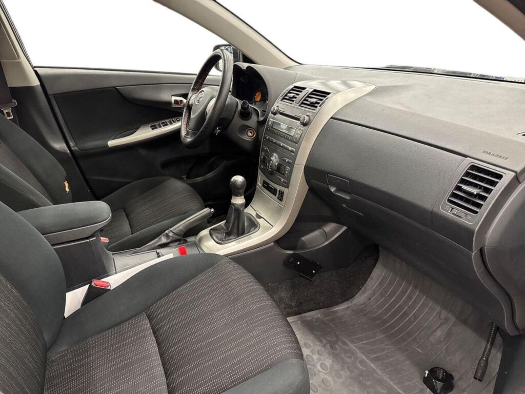 Toyota Corolla 2007 Harmaa