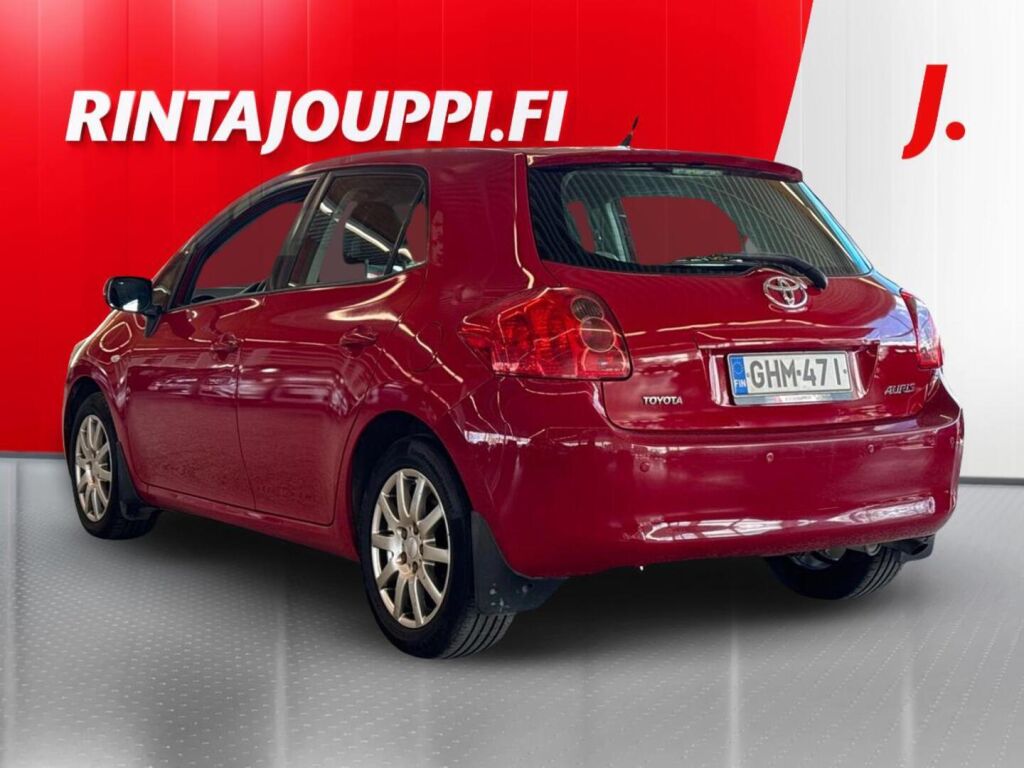 Toyota Auris 2007 Punainen