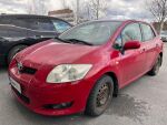 Toyota Auris 2007 Punainen