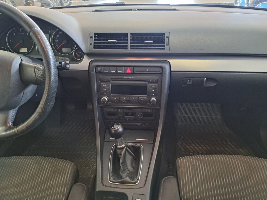 Audi A4 2007 Ruskea (beige)
