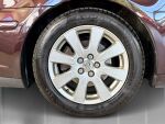 Toyota Avensis 2008 Punainen
