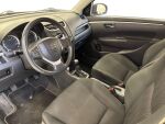 Suzuki Swift 2012 Punainen