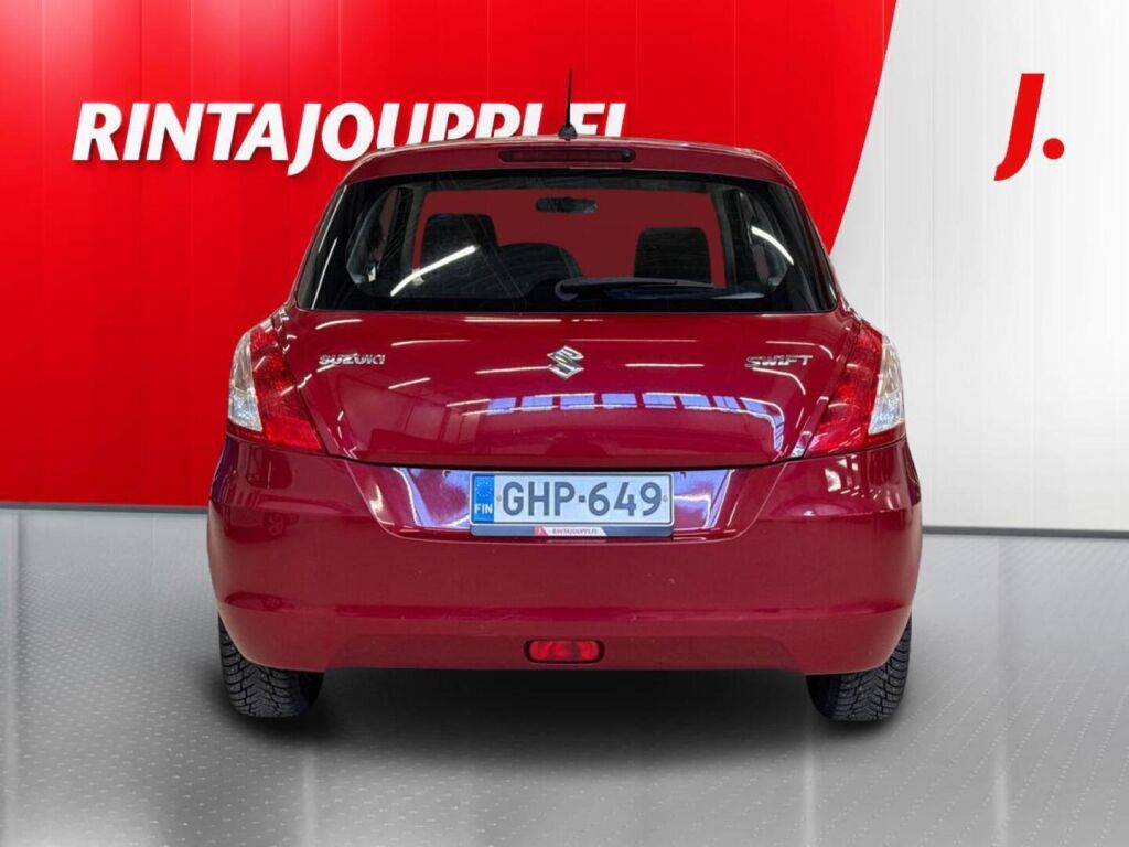 Suzuki Swift 2012 Punainen