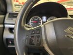 Suzuki Swift 2012 Punainen