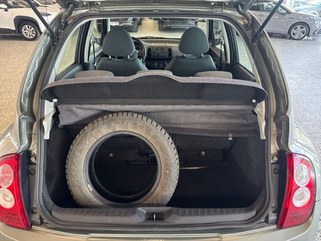 Nissan Micra 2007 Harmaa