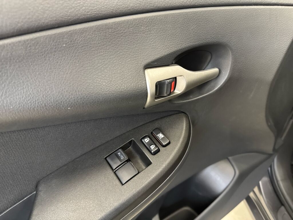 Toyota Corolla 2008 Harmaa