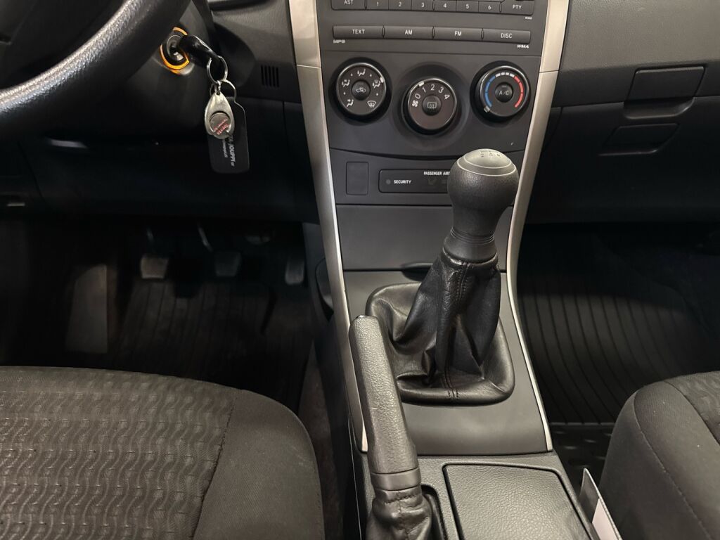 Toyota Corolla 2008 Harmaa