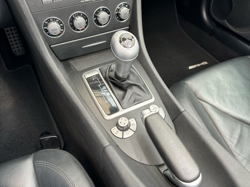 Mercedes-Benz SLK 2004 Hopea