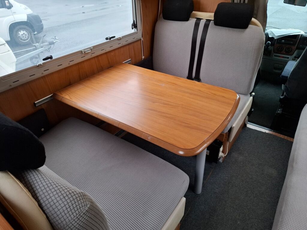 Bürstner Argos A 747 2007 Valkoinen