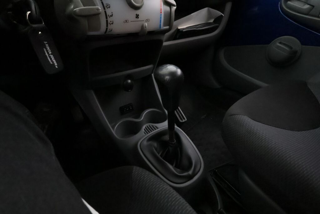 Toyota AYGO 2008 Sininen