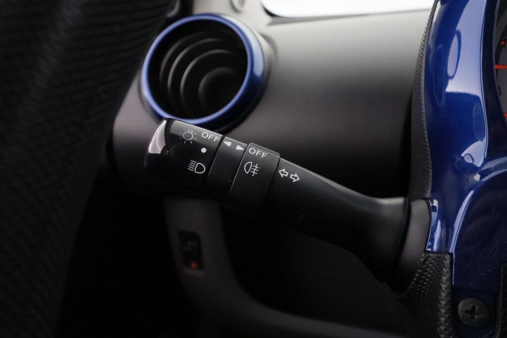 Toyota AYGO 2008 Sininen