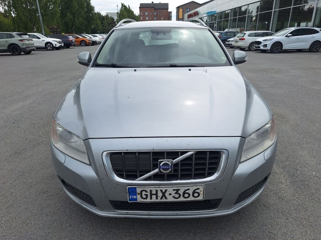 Volvo V70 2008 Harmaa