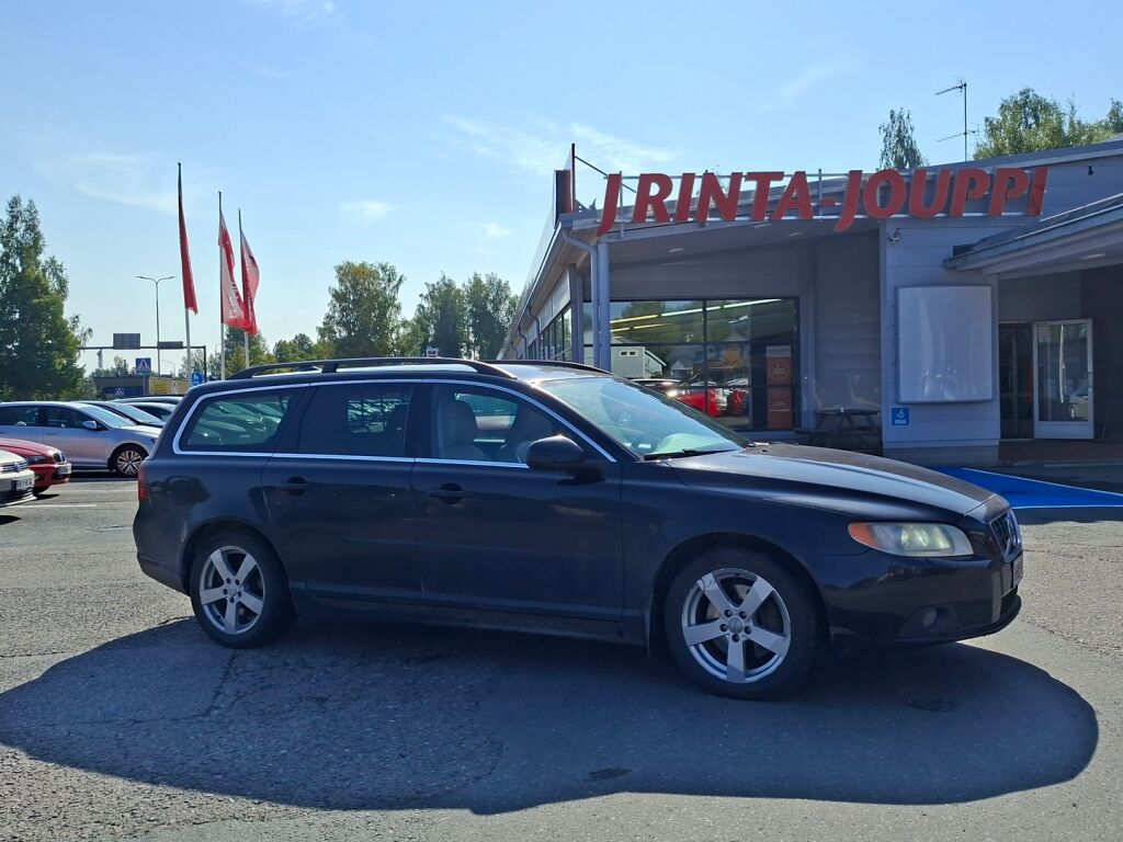 Volvo V70 2008 Musta