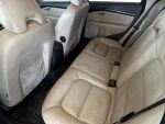 Volvo V70 2008 Musta