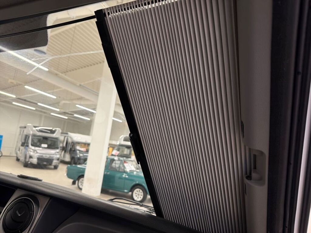 Knaus SPORT 2008 Harmaa