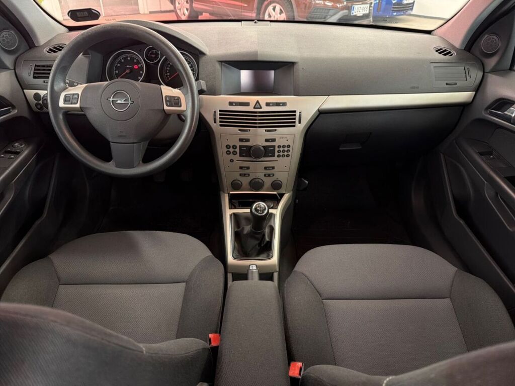 Opel Astra 2008 Hopea