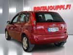 Ford Fiesta 2008 Punainen