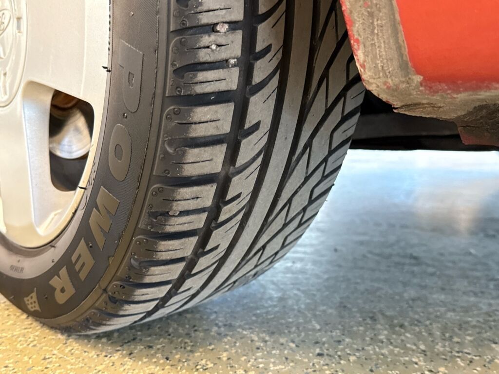 Ford Fiesta 2008 Punainen