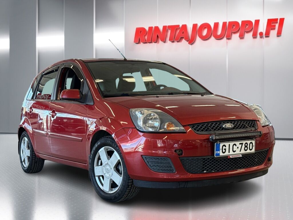 Ford Fiesta 2008 Punainen