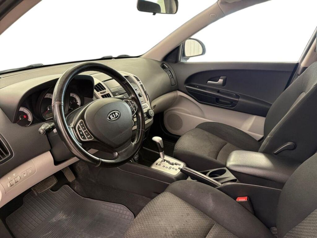 Kia Ceed 2008 Hopea