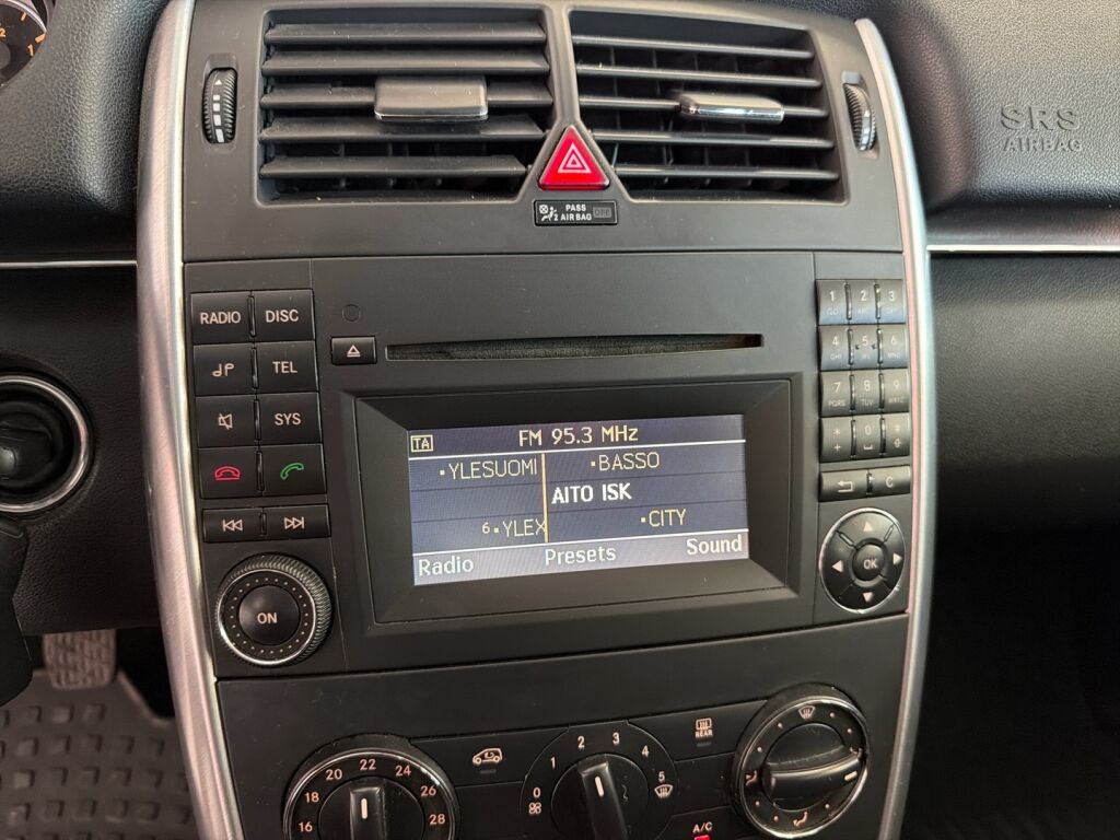 Mercedes-Benz B 2009 Harmaa