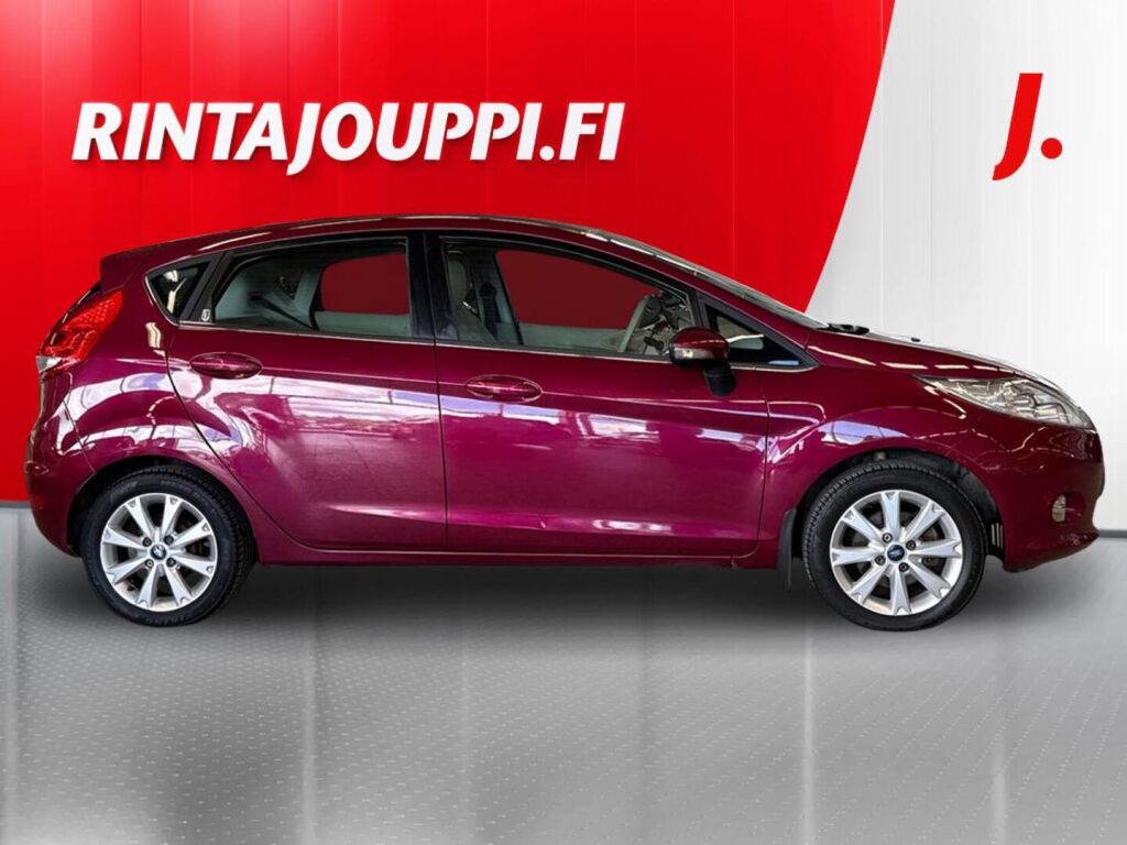 Ford Fiesta 2009 Punainen