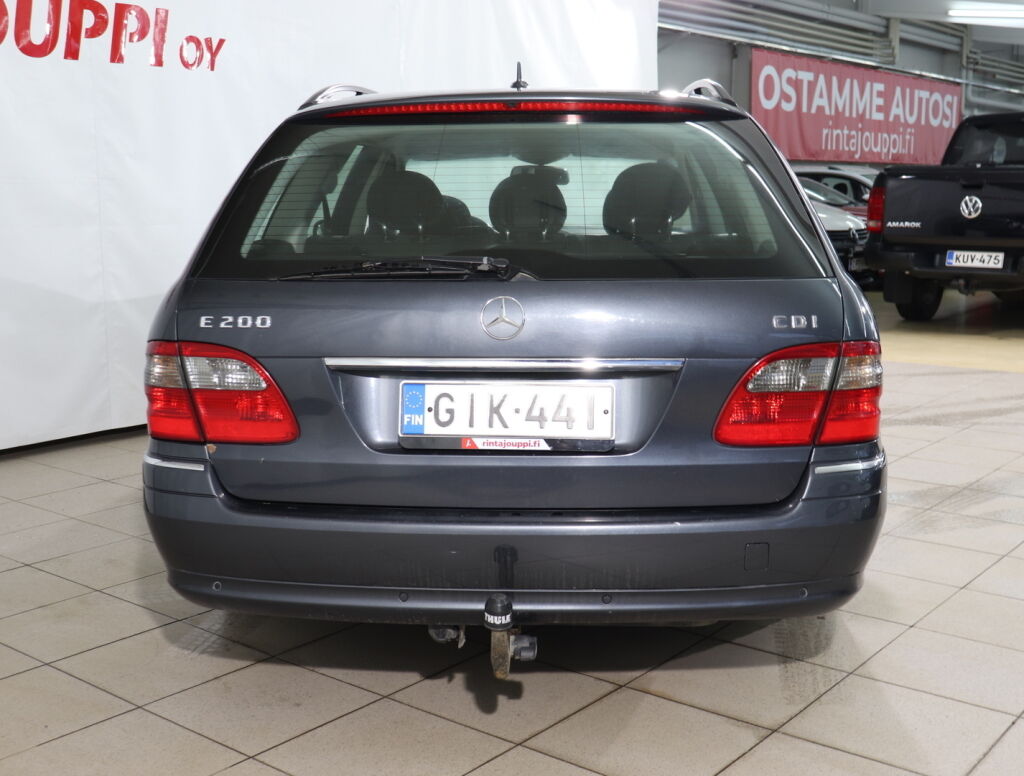 Mercedes-Benz E 2009 Harmaa