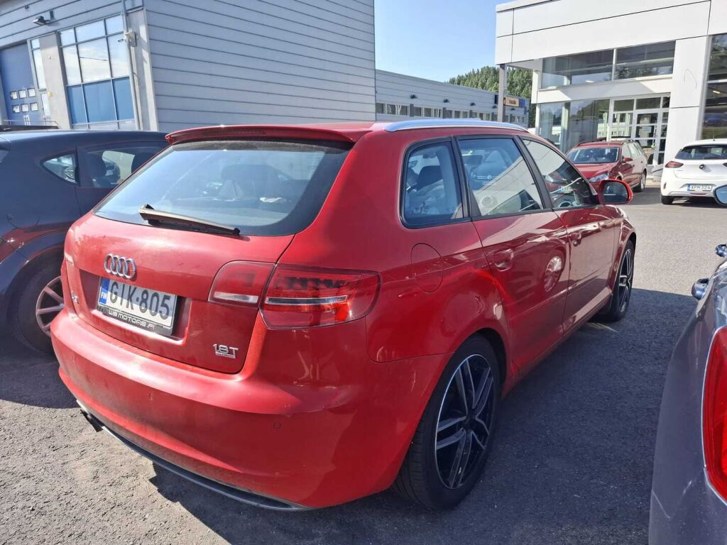 Audi A3 2009 Punainen