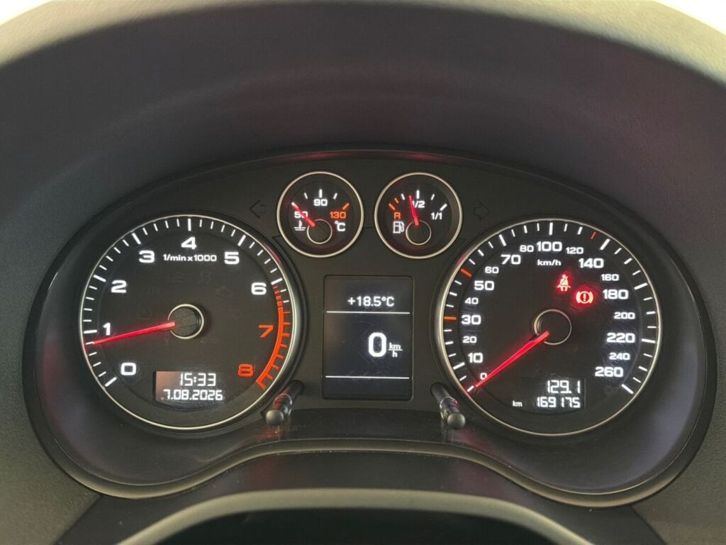 Audi A3 2009 Punainen