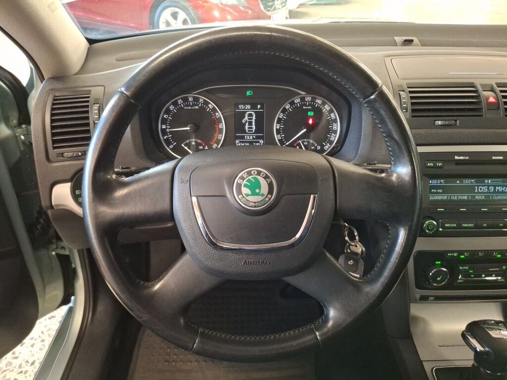 Skoda Octavia 2009 Vihreä