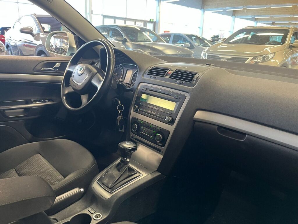 Skoda Octavia 2009 Vihreä