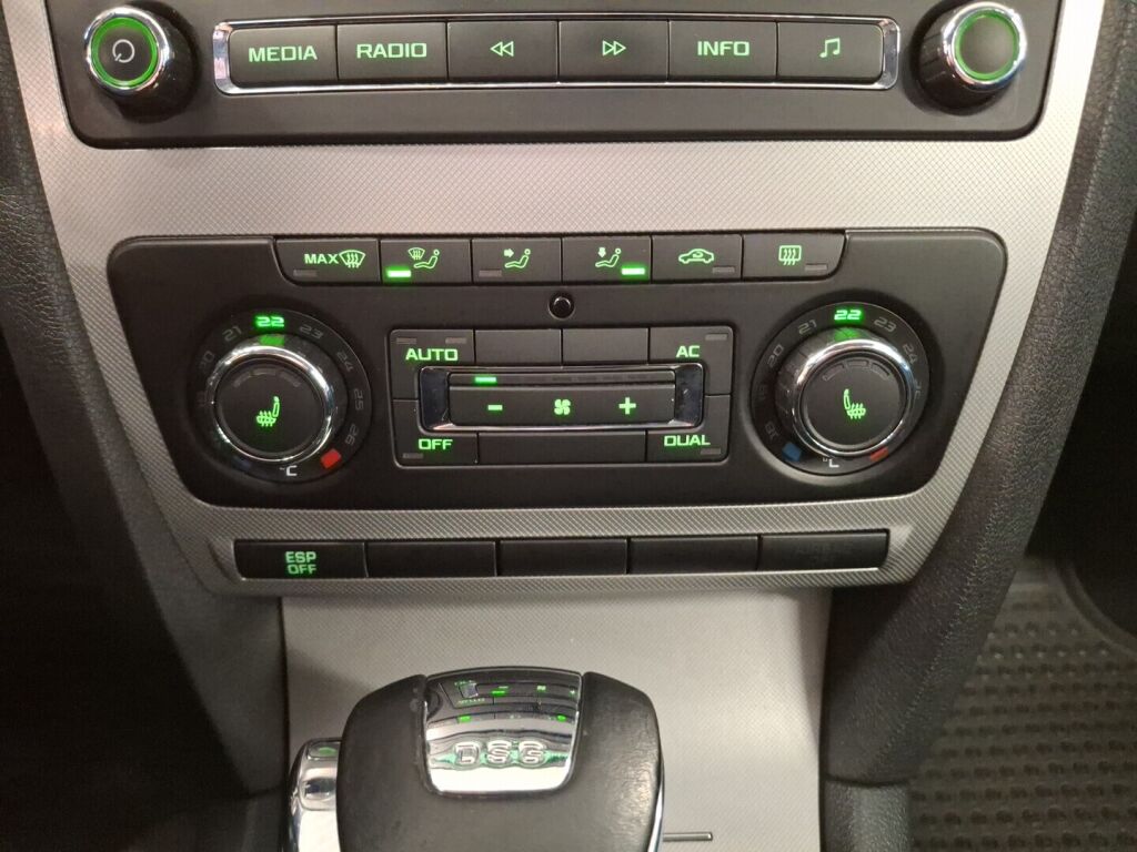 Skoda Octavia 2009 Vihreä