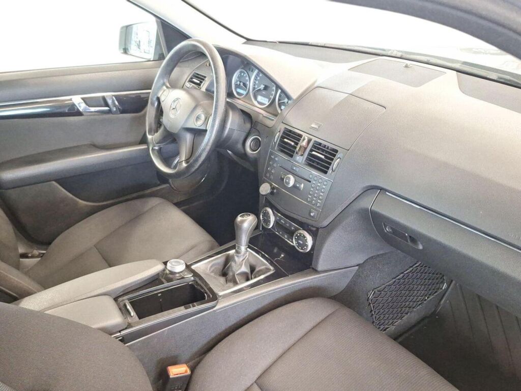 Mercedes-Benz C 2009 Harmaa