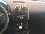 Nissan Qashqai 2009 Punainen