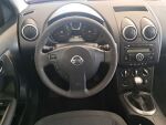 Nissan Qashqai 2009 Punainen
